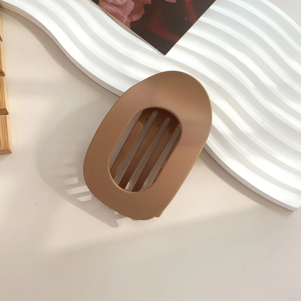 AmberGrip™ Haarklammer – Flaches Design, Starker Halt & Schmerzfreier Komfort für alle Haartypen